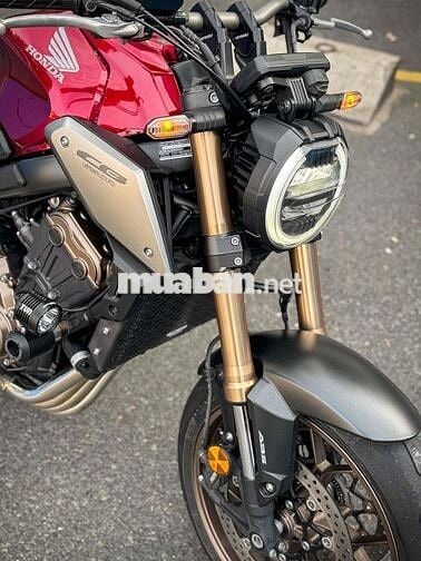 cần bán CB650R 2022 tặng hết đồ chơi