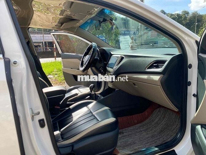 Hyundai Accent 2018 1.4 MT - 130000 km