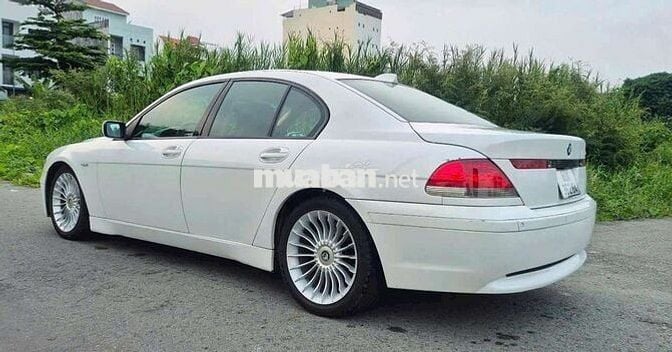 BMW 735i. 2005 - 1567 km