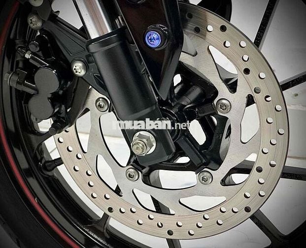 YAMAHA R15V3 2019