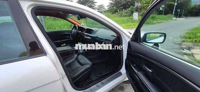 BMW 735i. 2005 - 1567 km