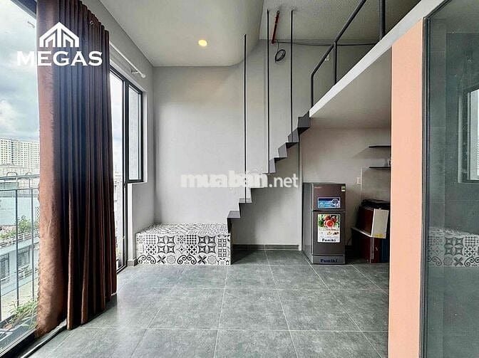 DUPLEX BAN CÔNG CỬA SỔ TRỜI FULL NỘI THẤT NGAY TRƯỜNG CHINH