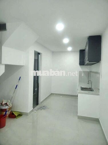 Nhà cho thuê Chiến Lược, BT (2PN 2WC) hẻm 4m, nhà trống sạch sẽ ở ngay