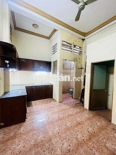 BÁN NHÀ BÀU CÁT NGUYỄN HỒNG ĐÀO GẦN NHÀ GA METRO 4.1x23M 3 TẦNG 10.9T