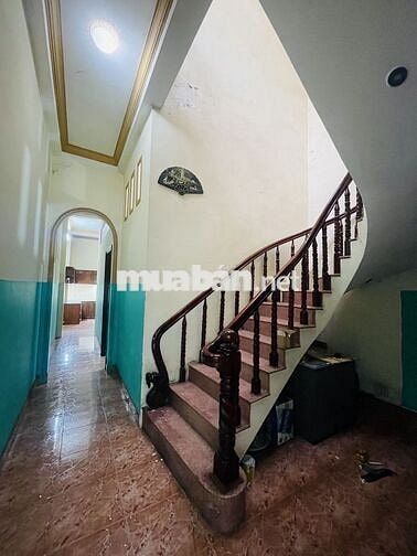 BÁN NHÀ BÀU CÁT NGUYỄN HỒNG ĐÀO GẦN NHÀ GA METRO 4.1x23M 3 TẦNG 10.9T