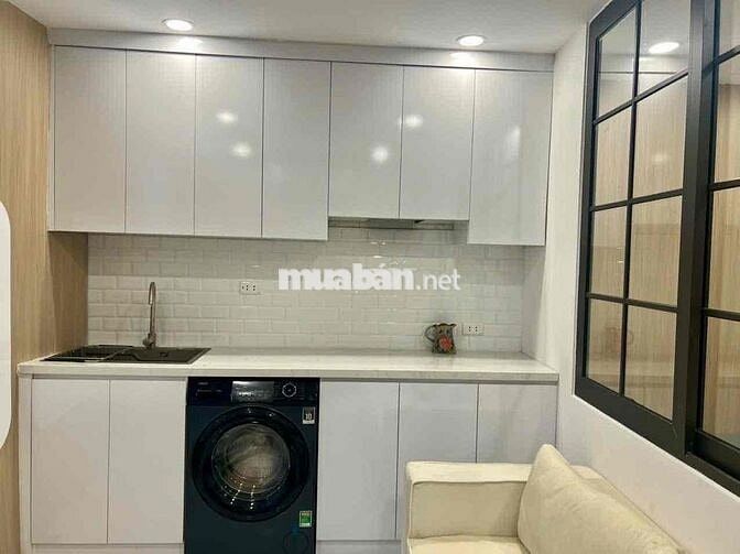 Bán tập thể 50M tầng 1 phố Bạch Mai, full nội thất, ở ngay,gần B-K-Xây