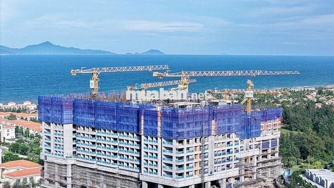 Căn hộ view Biển, dt 81m2, 2PN-2Vs, sổ sở hữu lâu dài, Giá 56tr/m2