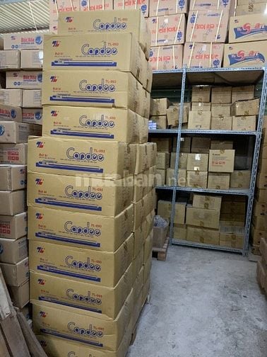 Cần tuyển nhân viên lái xe oto và nhân viên chở hàng bằng xe máy