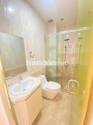 PN TÁCH BẾP  BAN CÔNG SIÊU RỘNG TRUNG TÂM QUẬN 7