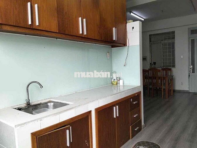 CHO THUÊ CH 2PN, 1WC, CÓ BAN CÔNG, NỘI THẤT CĂN BẢN, KDC NAM LONG, TRẦ