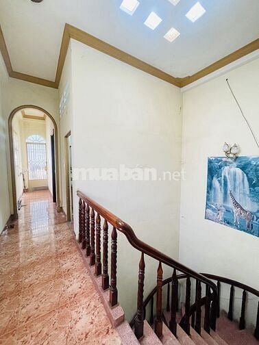 BÁN NHÀ BÀU CÁT NGUYỄN HỒNG ĐÀO GẦN NHÀ GA METRO 4.1x23M 3 TẦNG 10.9T