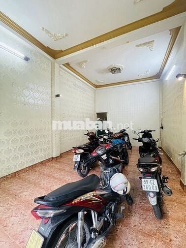 BÁN NHÀ BÀU CÁT NGUYỄN HỒNG ĐÀO GẦN NHÀ GA METRO 4.1x23M 3 TẦNG 10.9T