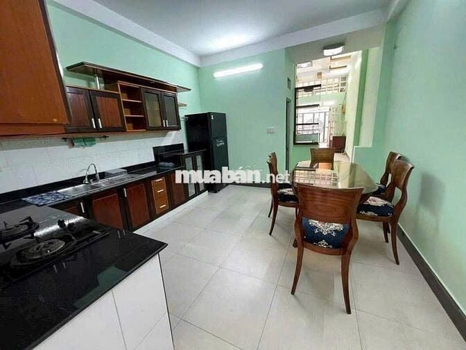 cho thuê nhà 2 lầu hẻm xe hơi thông qua phú mỹ hưng Quận 7