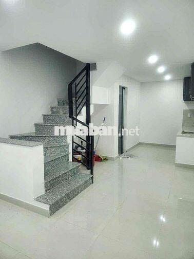 Nhà Mới 3,5x10m 1Lầu Đúc (2PN 2WC) Hẻm 4m Thông. Chiến Lược. Bình Tân