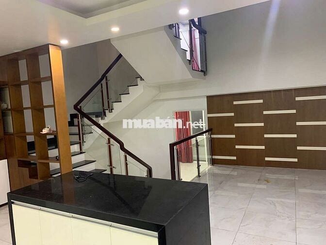 🎢🎢🎢MẶT TIỀN TRỆT 3 LẦU 4PN-5WC 96M2 ngay khu PHAN XÍCH LONG