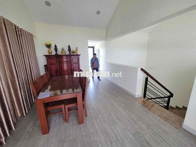 BIỆT THỰ BÊN SÔNG 9X23 5PN GẦN GIGAMALL HIỆP BÌNH CHÁNH