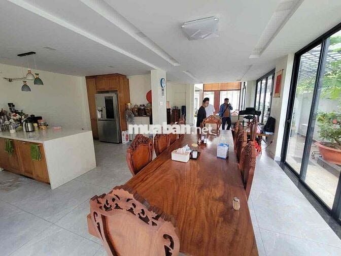 BIỆT THỰ BÊN SÔNG 9X23 5PN GẦN GIGAMALL HIỆP BÌNH CHÁNH