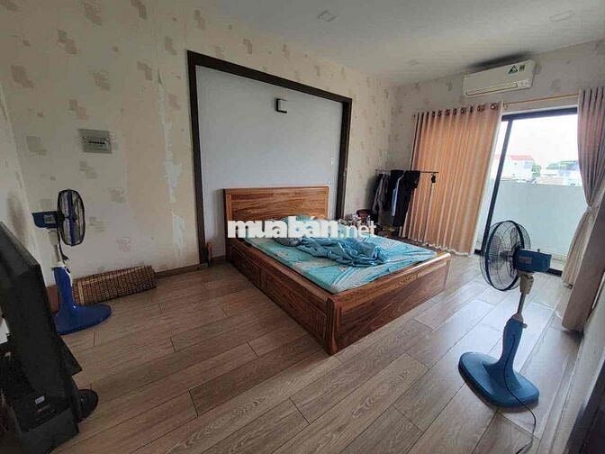 BIỆT THỰ BÊN SÔNG 9X23 5PN GẦN GIGAMALL HIỆP BÌNH CHÁNH