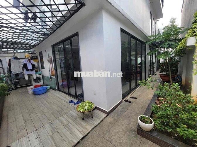 BIỆT THỰ BÊN SÔNG 9X23 5PN GẦN GIGAMALL HIỆP BÌNH CHÁNH