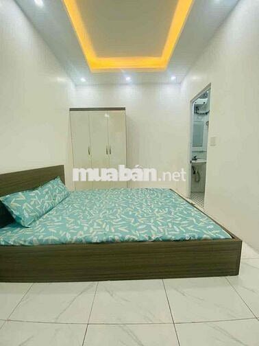 chính chủ cần bán nhanh sổ đỏ riêng xây 20mét , 4 tầng mặt tiền 4 mét