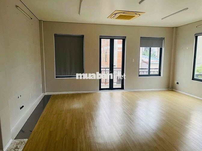 Cho Thuê Nhà Nguyên Căn 8x20 2 Tầng Trống Suốt Ngay Sau GIGAMALL