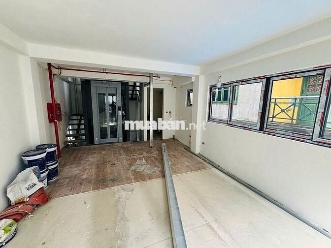 BÁN NHÀ ĐỐNG ĐA - 7 TẦNG THANG MÁY - SIÊU PHẨM DÒNG TIỀN