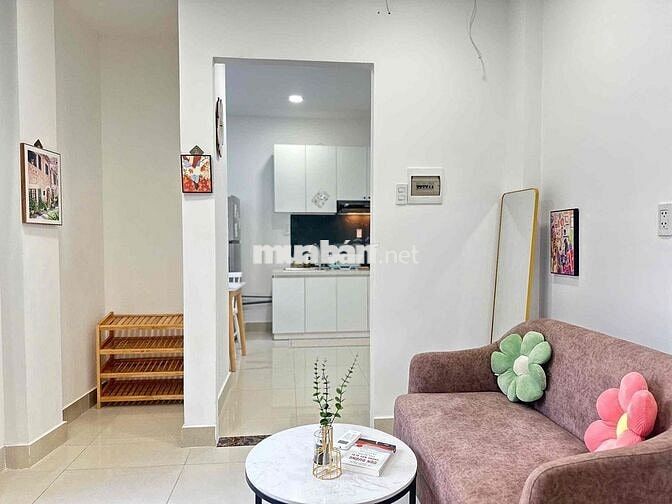 CĂN HỘ TÁCH BẾP RỘNG RÃI - ĐẦY ĐỦ TIỆN NGHI - GẦN CHỢ HẠNH THÔNG TÂY