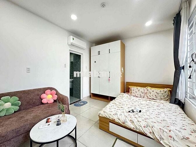 CĂN HỘ TÁCH BẾP RỘNG RÃI - ĐẦY ĐỦ TIỆN NGHI - GẦN CHỢ HẠNH THÔNG TÂY