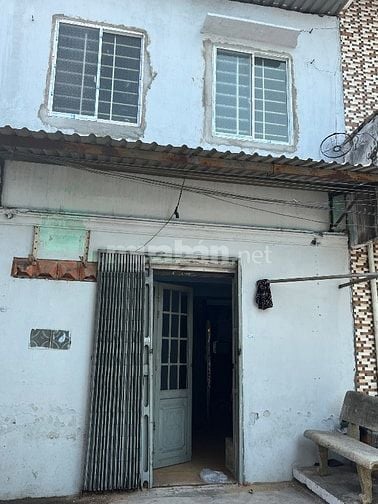 Cần bán gấp nhà mặt tiền đường Hương Lộ 2