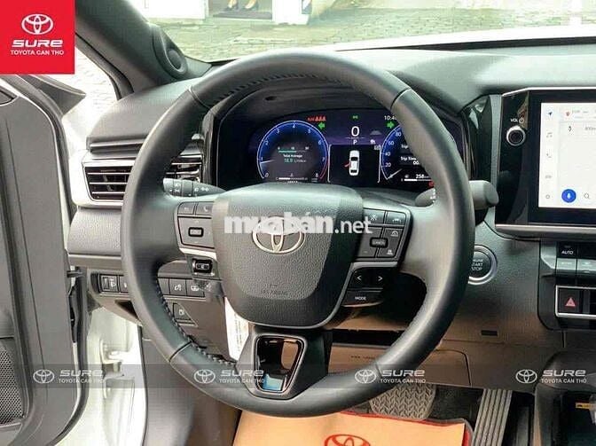 Toyota Camry 2024 2.0Q - 16.000 km