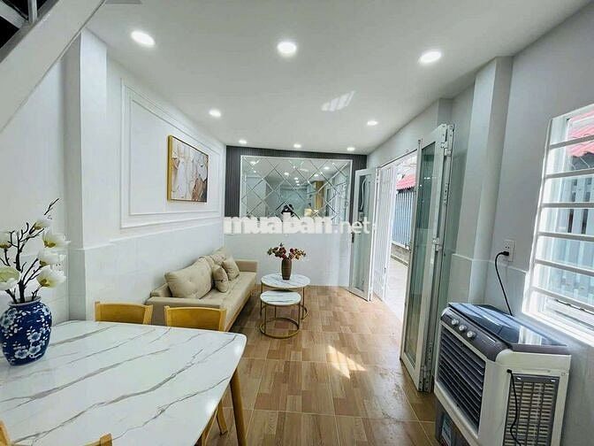 Nhà bán sổ Hồng riêng nội thất đầy đủ