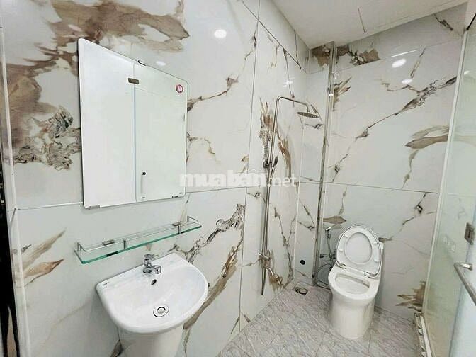 Nhà bán sổ Hồng riêng nội thất đầy đủ