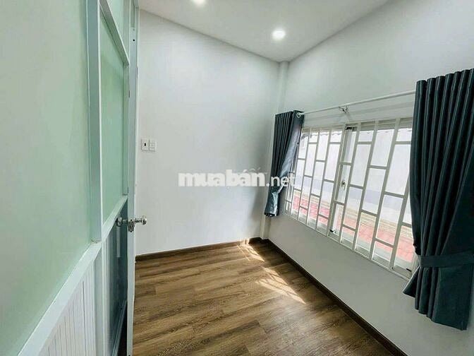 Nhà bán sổ Hồng riêng nội thất đầy đủ