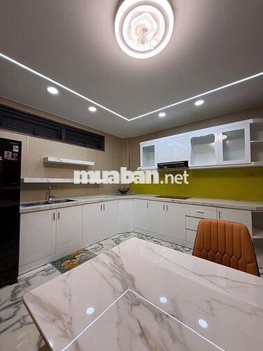 Vừa Ở, Làm Cty, KD, 5 Tầng, Thang Máy, Full nội thất, Đường Hương Lộ 2