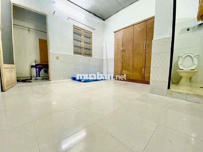 Phòng trọ sinh viên siêu rộng 25m2 ngay ngã 6 gò vấp