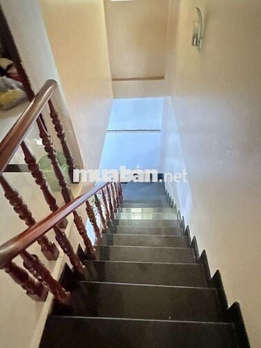 MẶT TIỀN VỪA Ở VỪA KD- NGAY CHỢ THỦ ĐỨC - 81M - 2 TẦNG - CHỈ 9 TỶ.