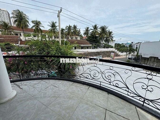 LH Cho thuê biệt thự mini đường Nguyễn Đình Chiểu view biển Hòn Chồng