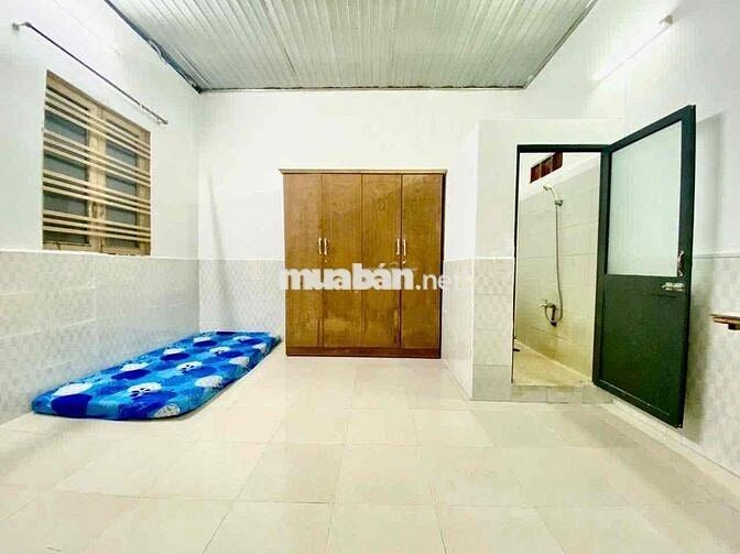 Phòng trọ sinh viên siêu rộng 25m2 ngay ngã 6 gò vấp