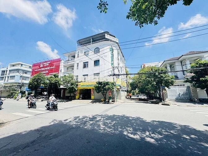 MẶT TIỀN PL TÊN LỬA-GIÁP Q6 ,CV PHÚ LÂM-NHÀ ĐẸP4TẦNG 56m2.Giá 7,8 tỷ