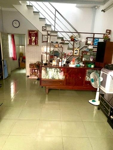 Cho thuê ngcăn 4,5x12 1lầu full NT 2ML 1TV tủ lạnh 2PN2WC hẻm 3m P13BT