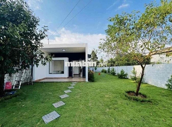 MUA ĐẤT TẶNG NHÀ VƯỜN Ở NGAY P2 BẢO LỘC CHỦ CẦN TIỀN BÁN GẤP GIÁ NGỘP