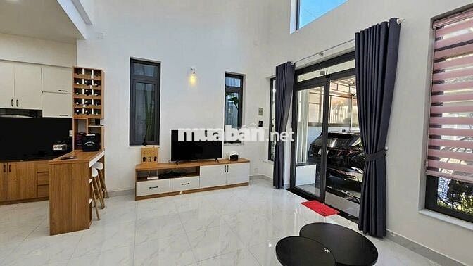 NHÀ ĐẸP BẢO LỘC 3 PHÒNG NGỦ (6MX28M) SẴN THỔ CƯ - FULL NỘI THẤT