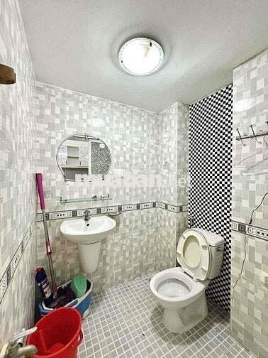 Vị Trí Trung Tâm - 1 trệt 1 lầu - Lê Văn Sỹ P12 Q3