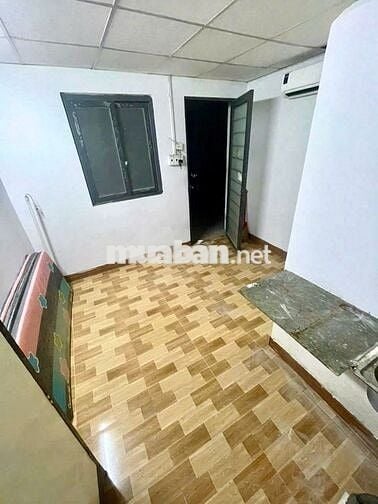 Cho thuê phòng tầng trệt . Quang Trung p11