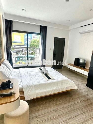 SIÊU PHẨM STUDIO - FULL NỘI THẤT  - BAN CÔNG NGAY LÊ ĐỨC THỌ