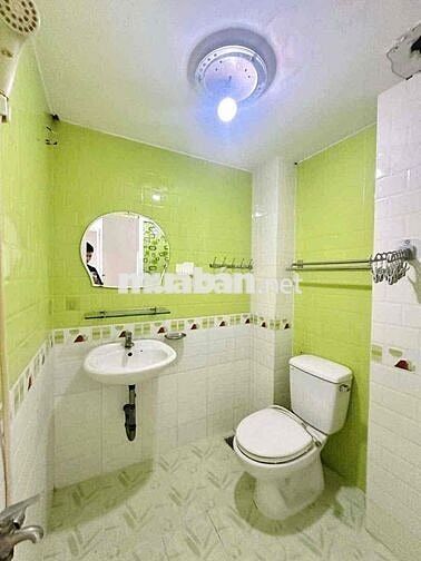 Vị Trí Trung Tâm - 1 trệt 1 lầu - Lê Văn Sỹ P12 Q3