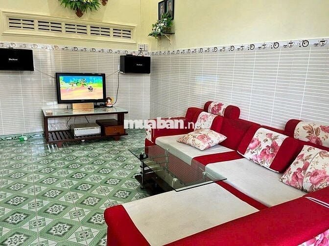 NHÀ MỚI TRUNG TÂM PHƯỜNG B'LAO - TP.BẢO LỘC - LÂM ĐỒNG DT 249M2 -6X41M