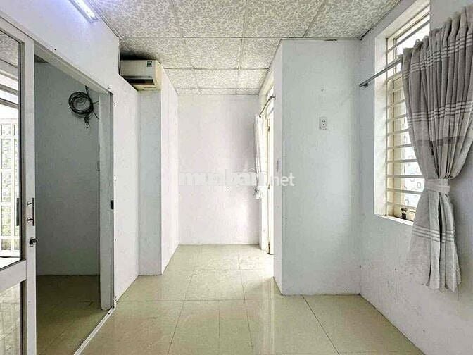 Vị Trí Trung Tâm - 1 trệt 1 lầu - Lê Văn Sỹ P12 Q3