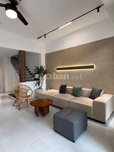 SIÊU PHẨM NHÀ 3 TẦNG, NGAY KHU BIỆT THỰ VEN SÔNG THĂNG LONG, AN CƯ