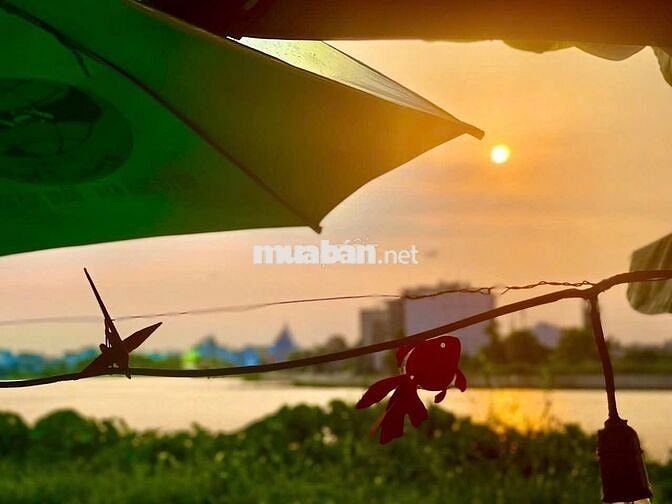 Cho thuê mặt bằng kinh doanh quán CF, 130m2